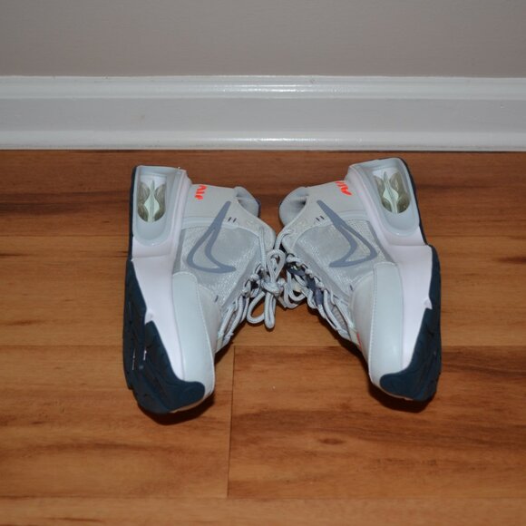 Nike AIR MAX INTRLK NEW Aura/Gray white Athletic Sneakers, sz 8.5 (DQ2904 400) - Picture 9 of 13